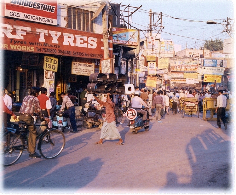 Street1, Delhi India.jpg